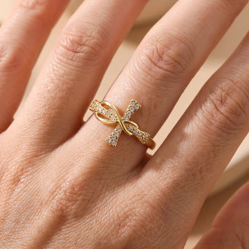 Eliane – Christian cross ring for women