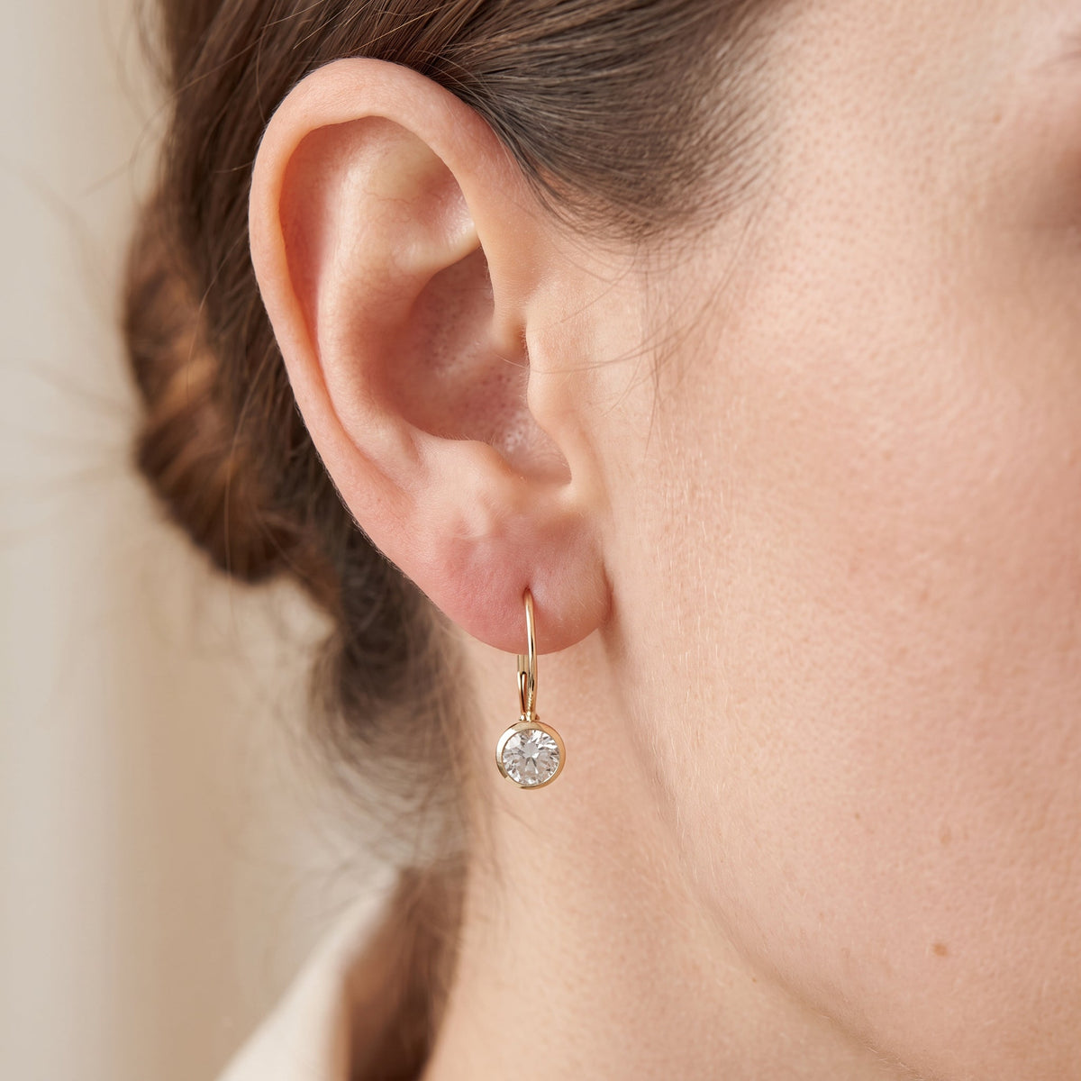 Iris – Vintage earrings with crystals