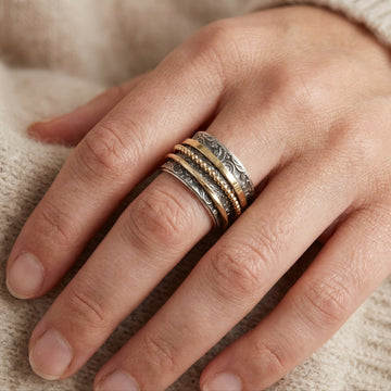 Cherilyn – Antique Vintage Ring in Gold and Silver
