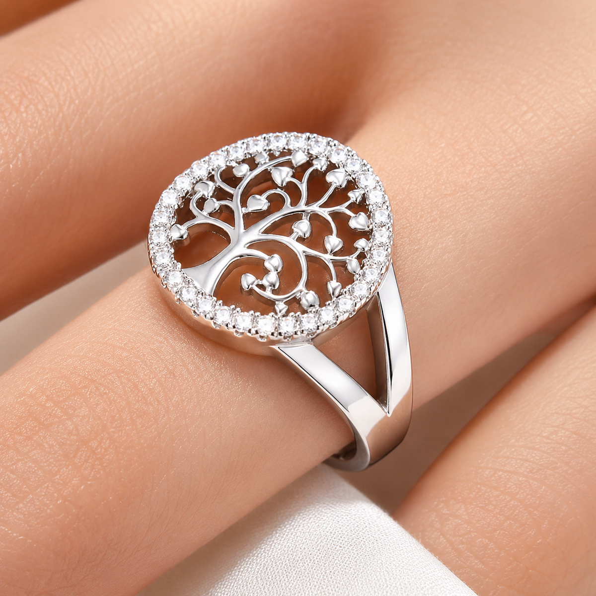 Yelina – Tree of Life Ring in Gold or Silver