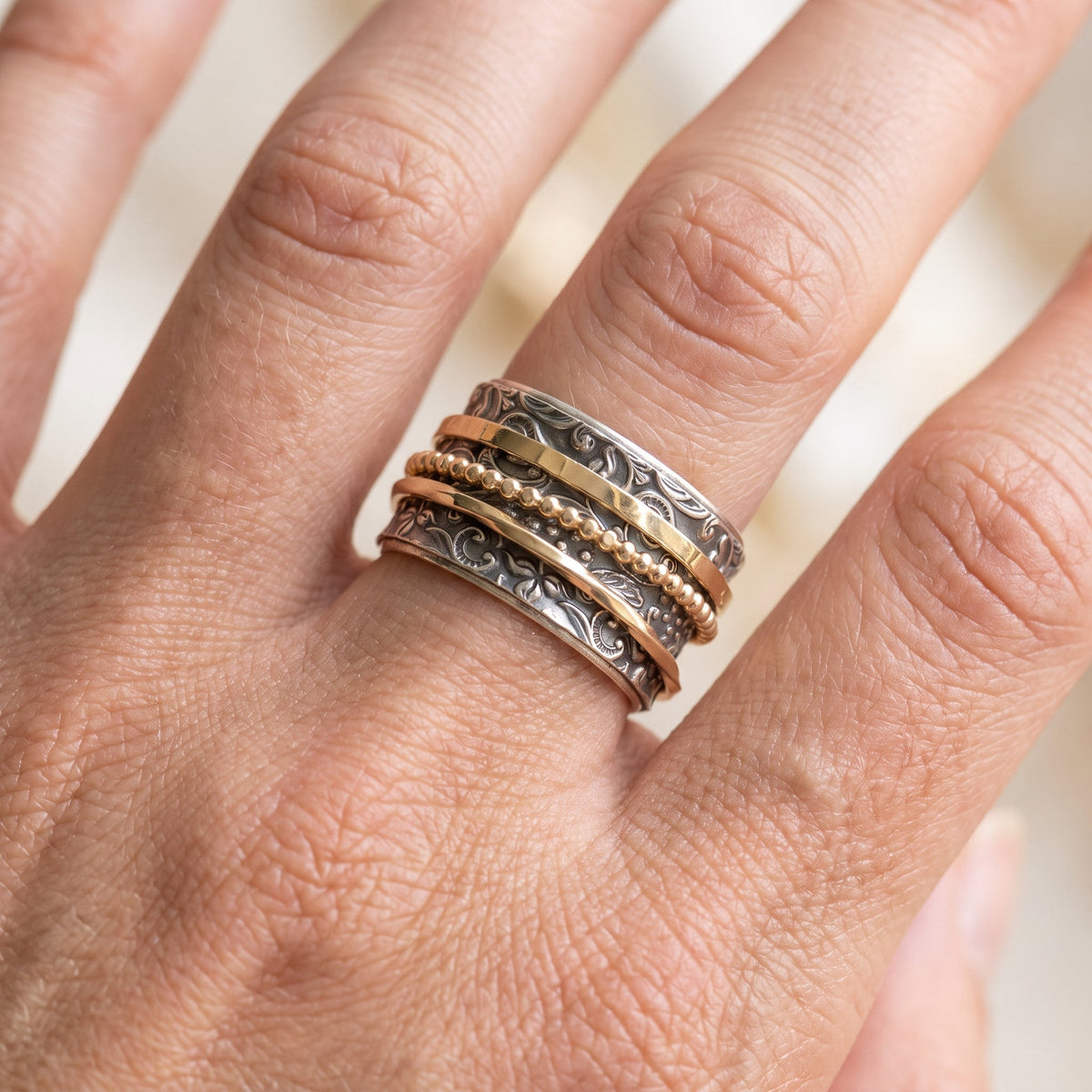 Shyla – Antique Bicolor Ring of Gold and Silver