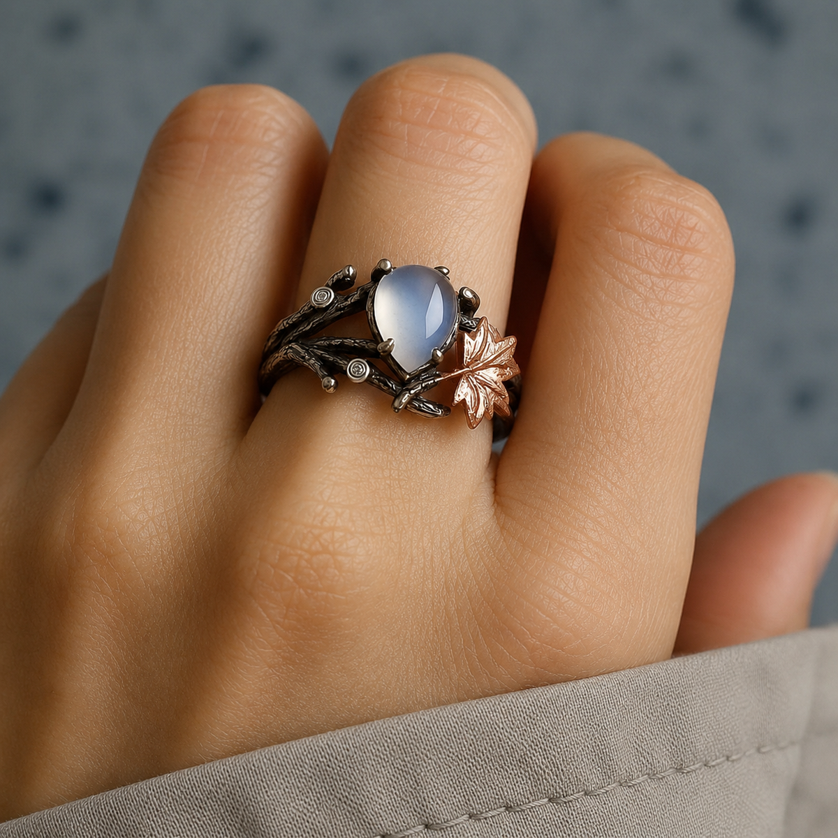 Celestia – Ring of moonstone with natural charm