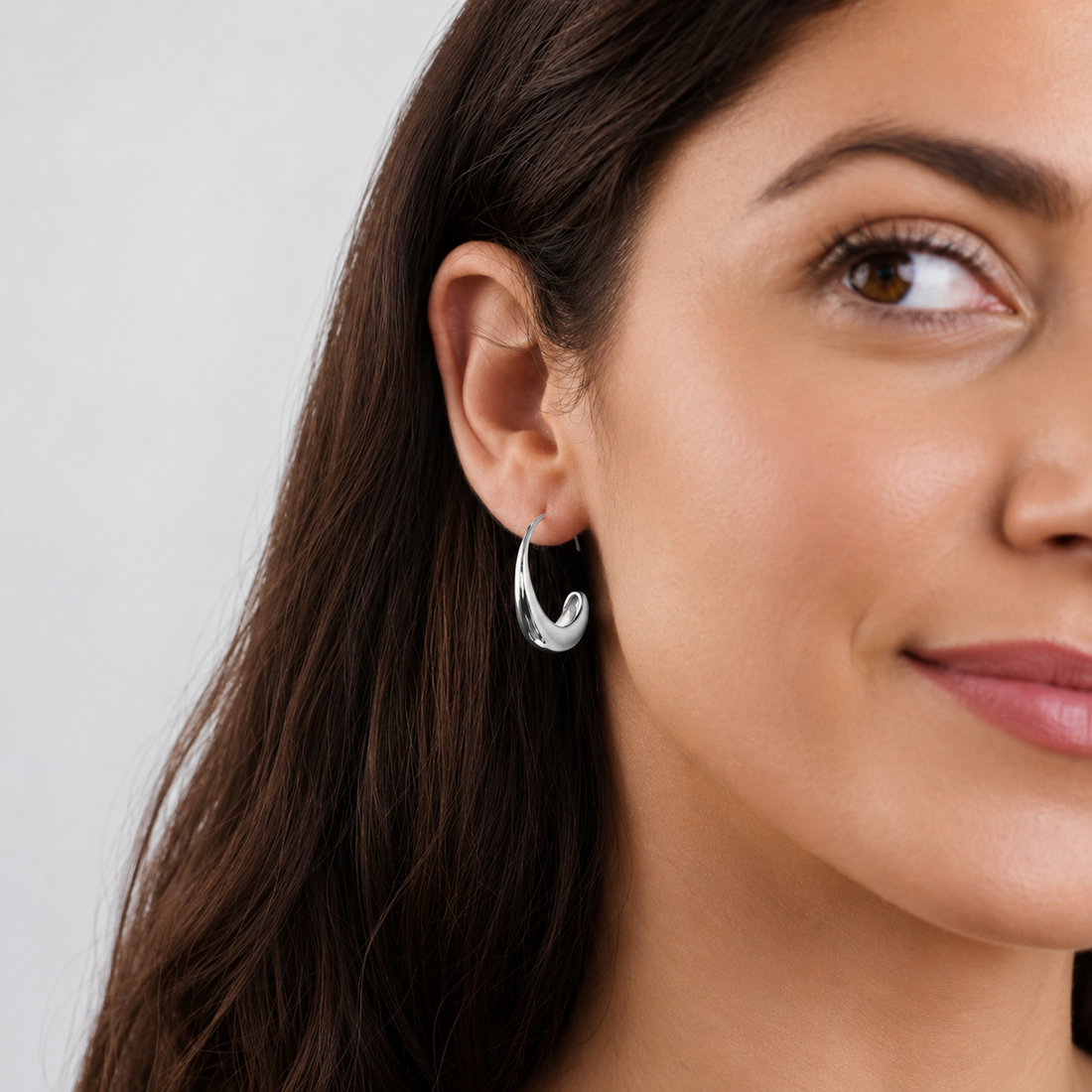 Classic drop earrings - Vintage golden hoop earring
