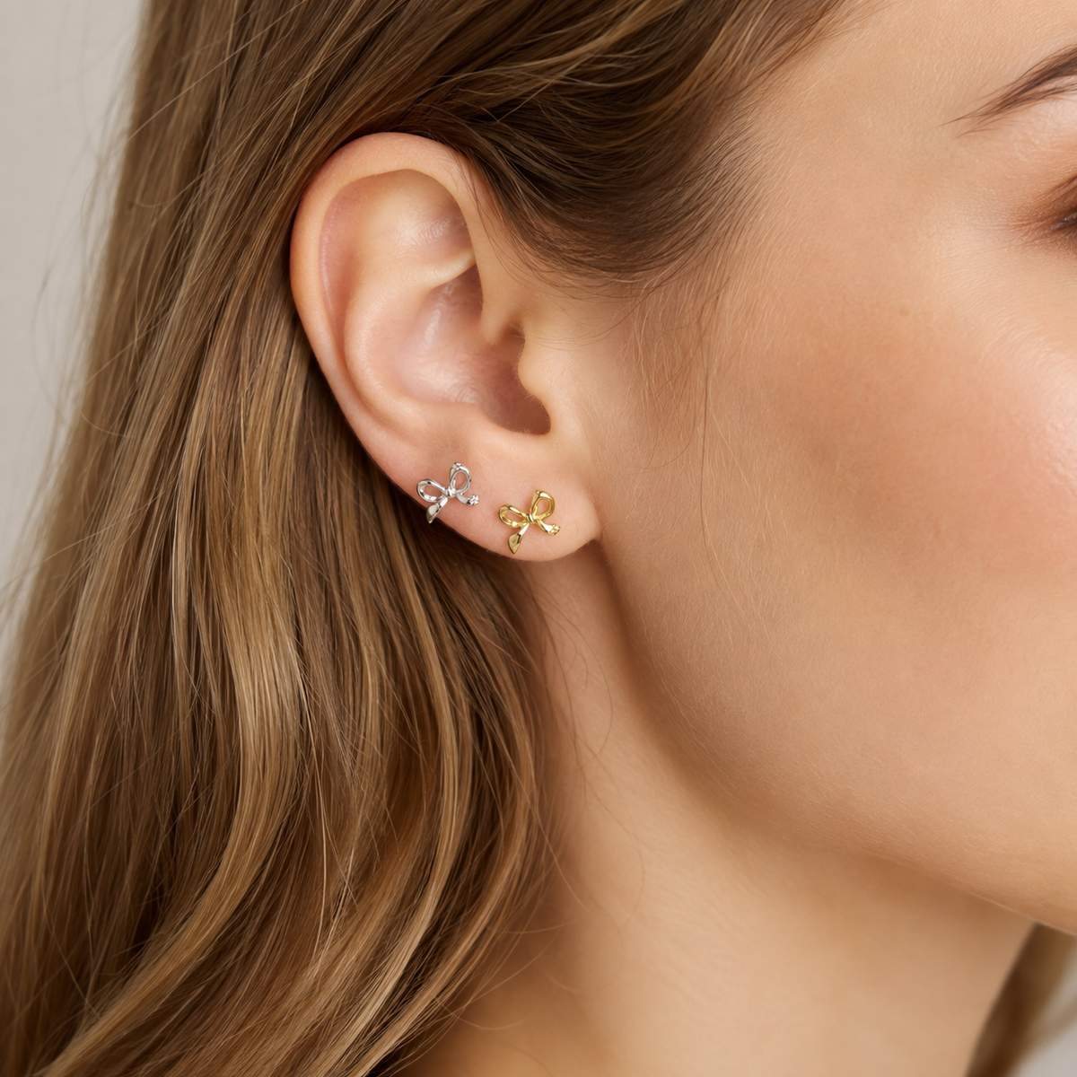 Lunea – Mini Nut Star Knot Earrings