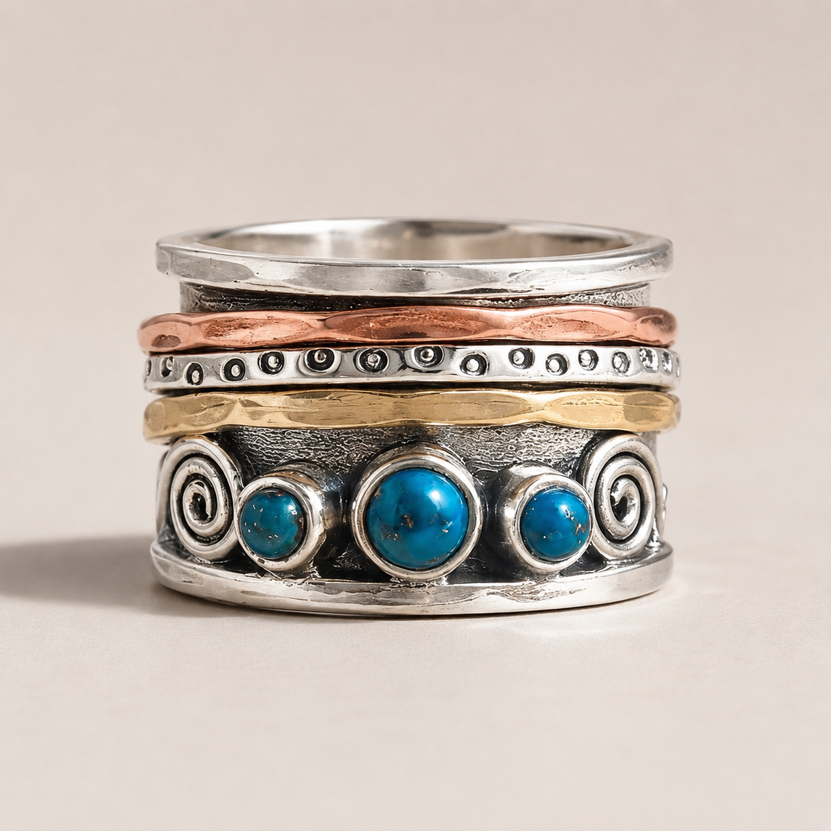 Kaia – Bohemian meditation ring with sapphire