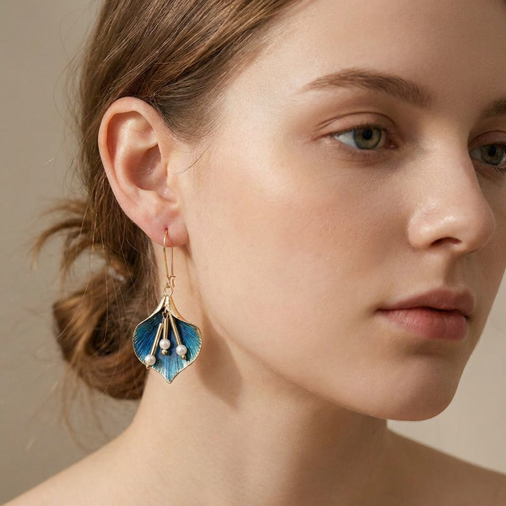 Yara – Blue Lotus Vintage Silver Earrings
