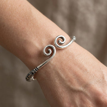 Dara – Nordic Viking Bracelet