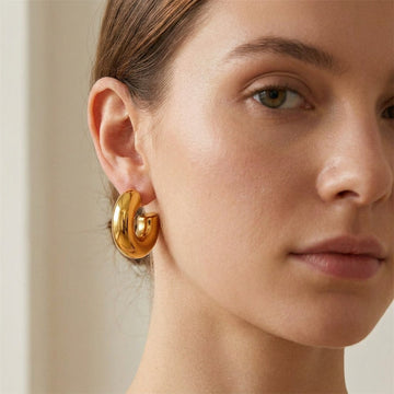 Ayla – Thick gold color hoops