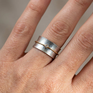 Eloise – Vintage ring of elegant lines
