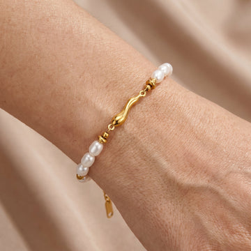 Lovina – Pearl Bracelet