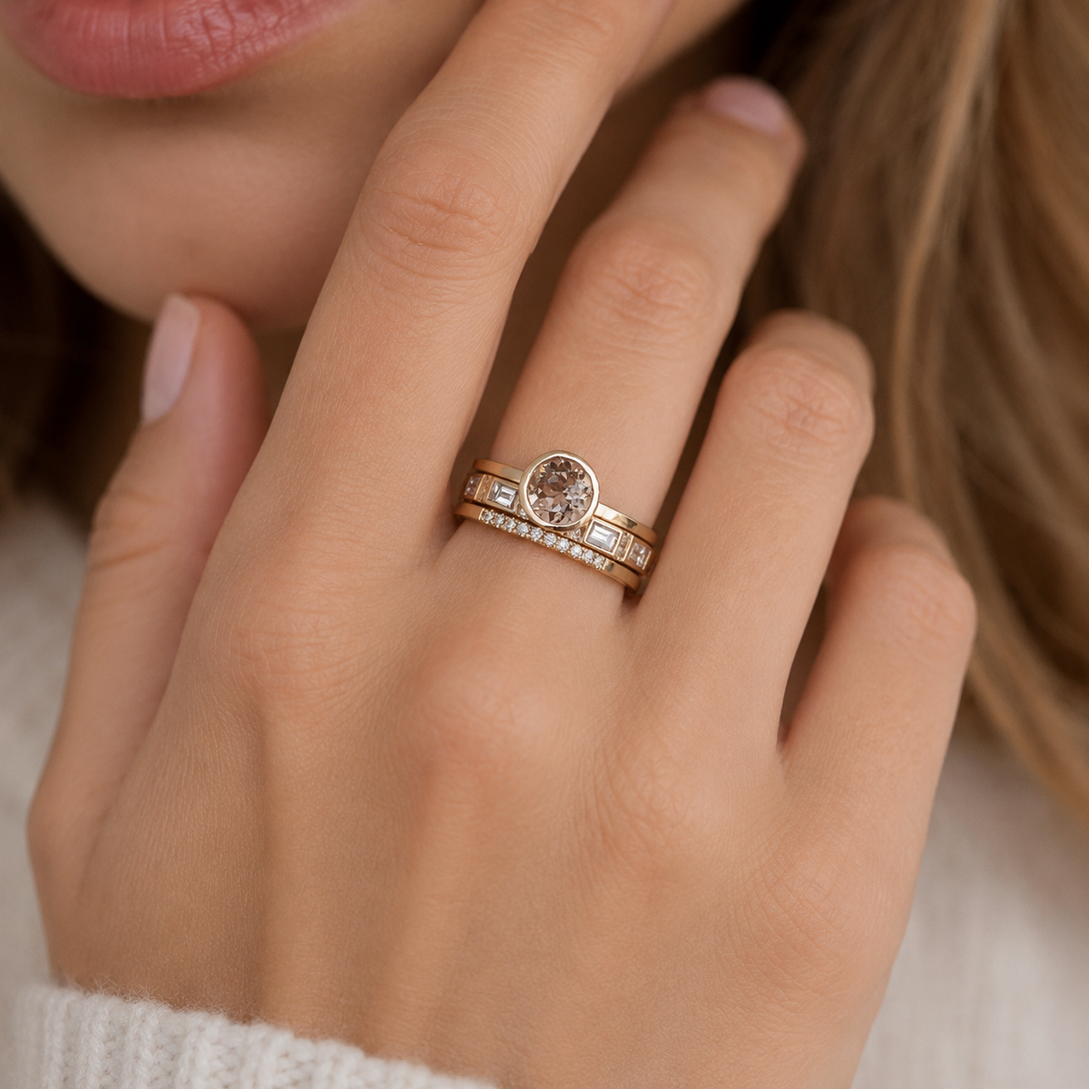 Soline – Ring with crystal set in gold