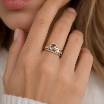 Soline – Ring with crystal set in gold