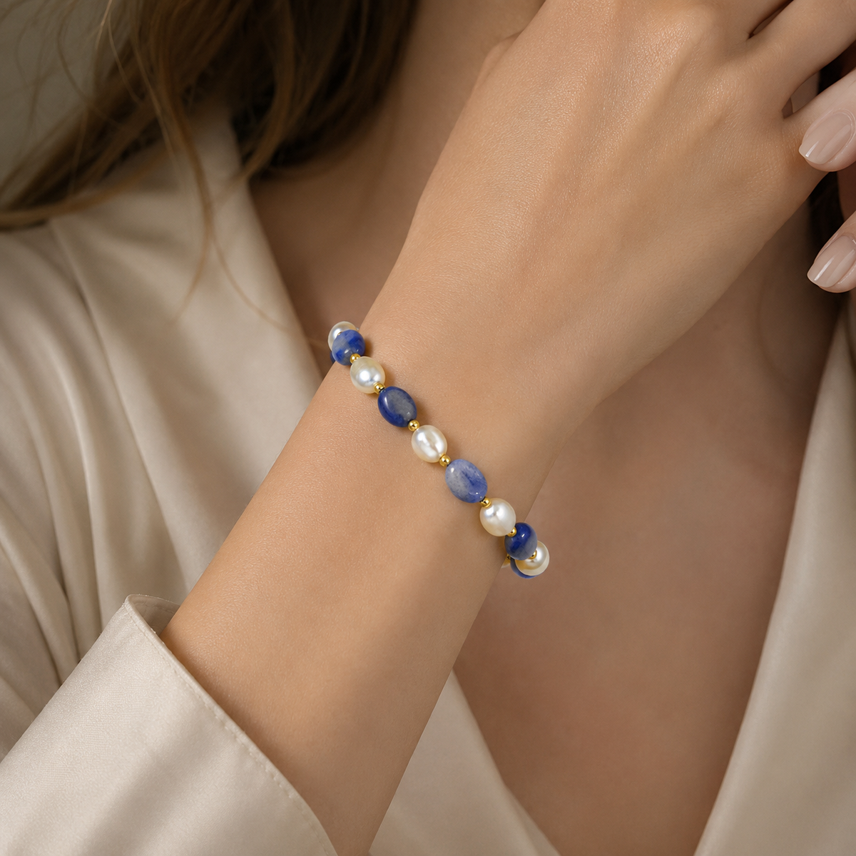 Kira – Elegant ocean pearl bracelet