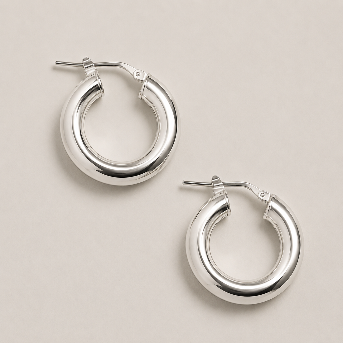 Leila - small silver hoops