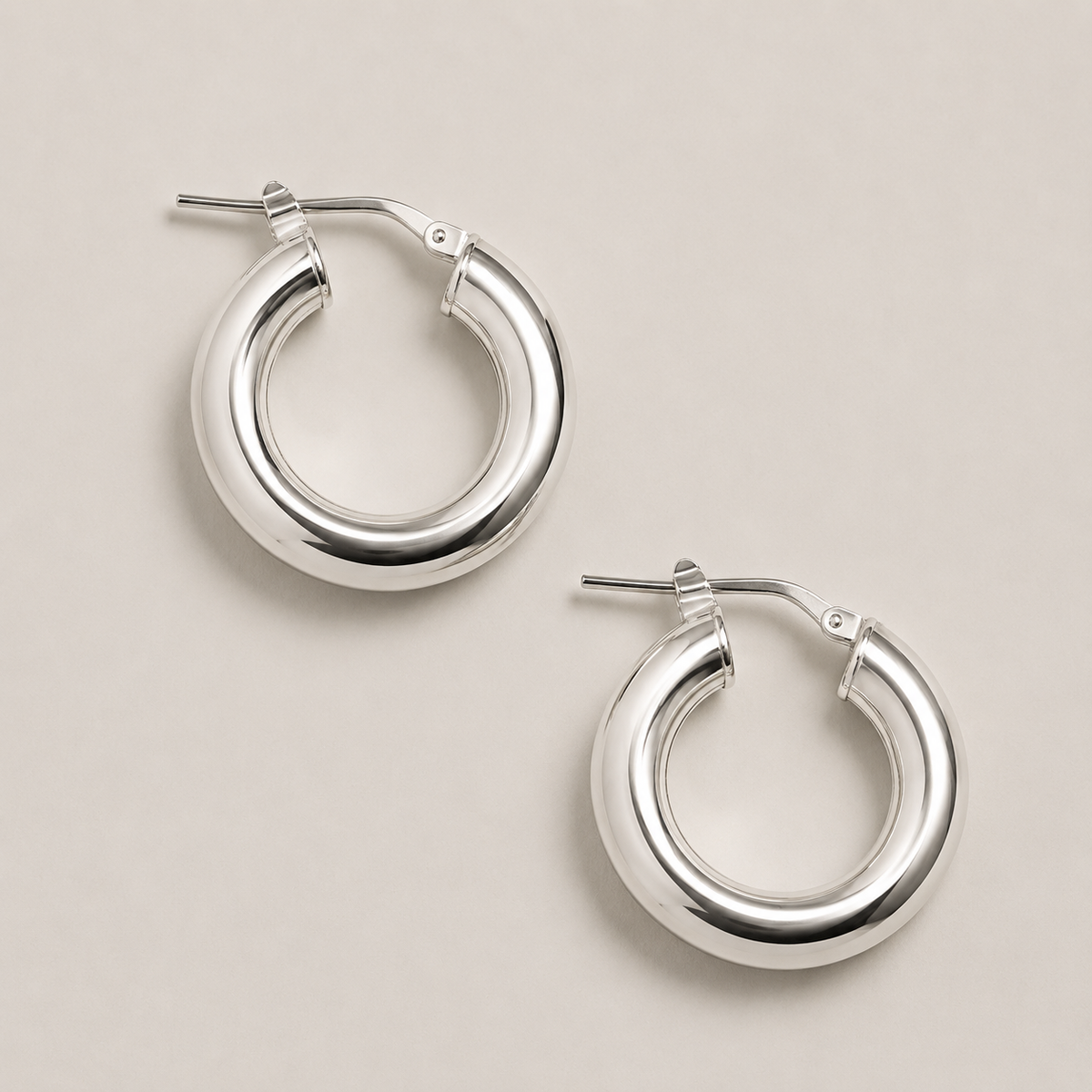 Leila - small silver hoops