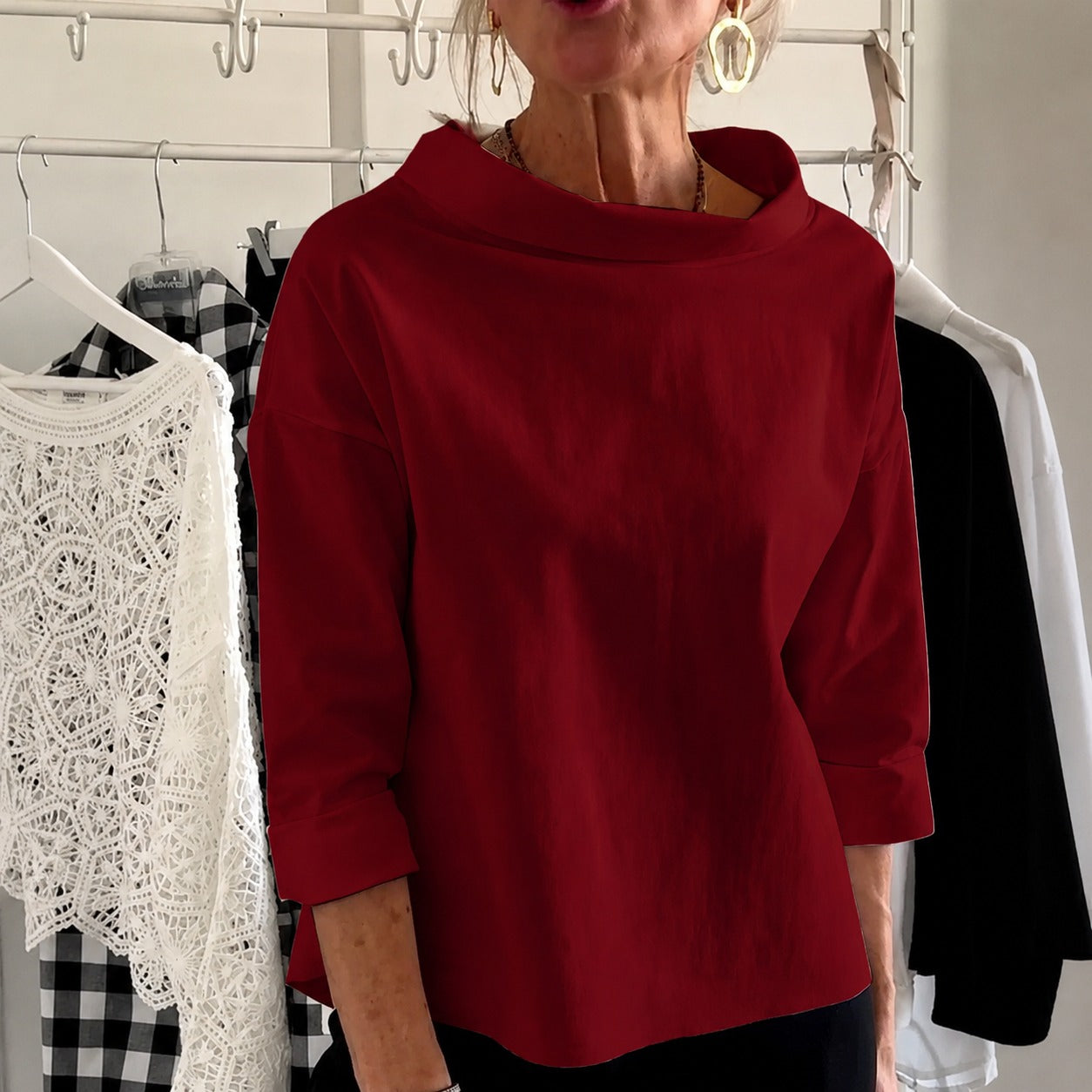 Sofia - Elegant, Loose-Fitting Top for Women