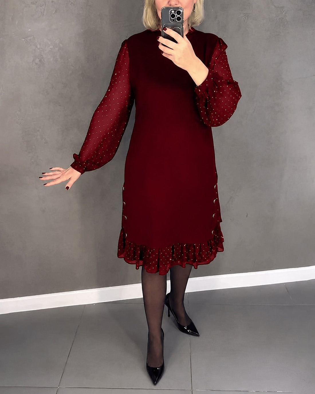 Gabriela - Trendy Long Sleeved Polka Dot Dress