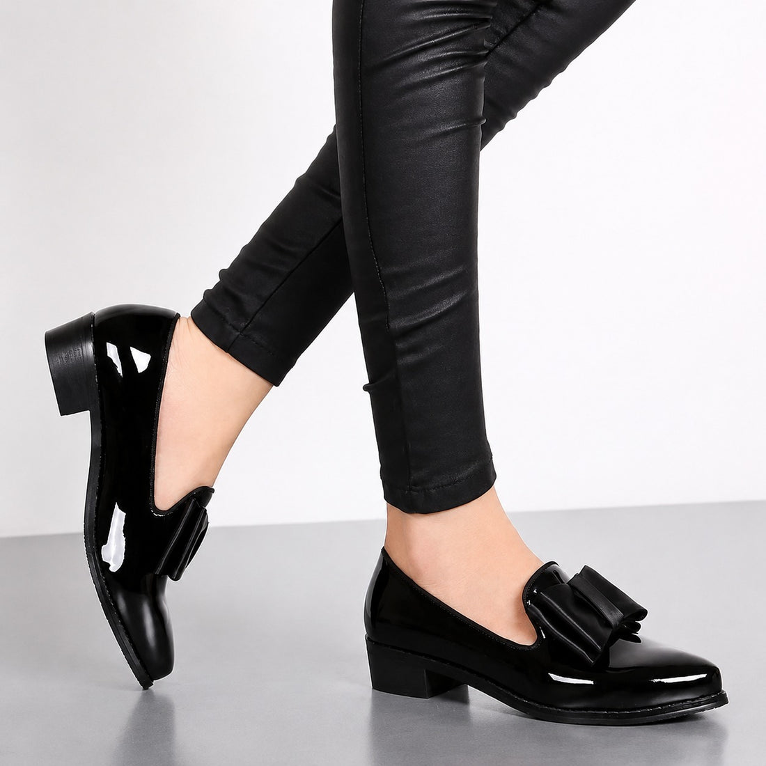 Rachel - Classy Shoes with Ribbon