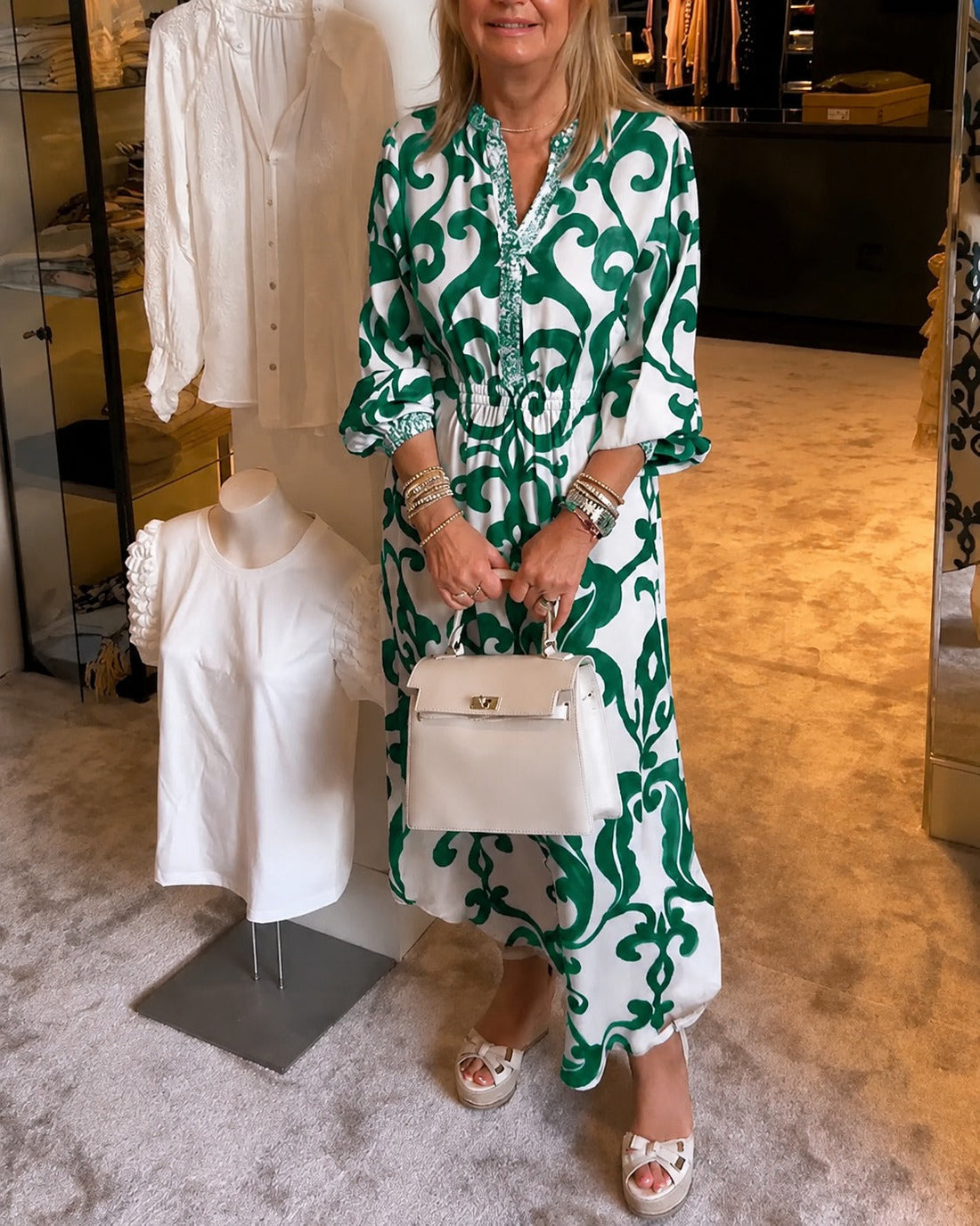 Daisie - Fashionable V-Neck Relaxed Dress