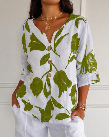 Chiara - Stylish Floral Blouse
