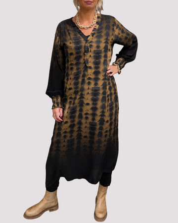 Susie - Chic Long-Sleeved Dress