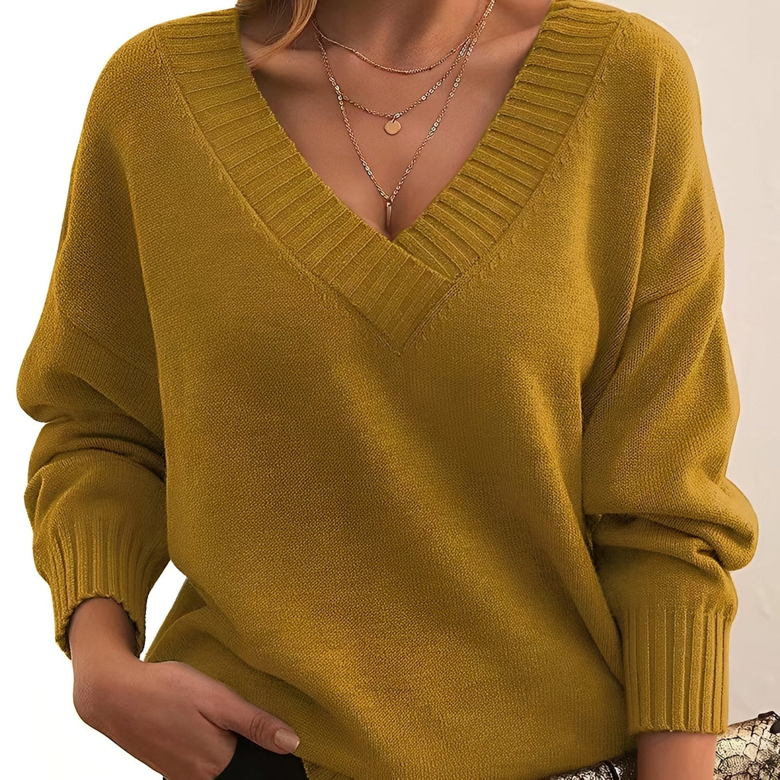 Mollie - Lightweight, loose-fitting women's sweater