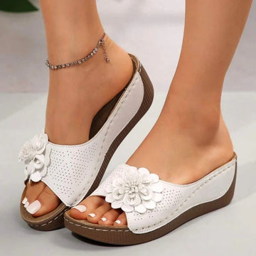 Jeevan - Relaxed Thick Sandals