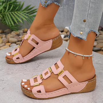 Victoria - Trendy Wedge Sandals