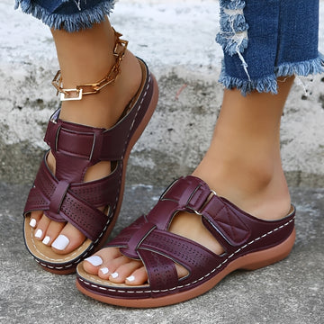 Elouise - Comfy Sandals with Adjustable Straps