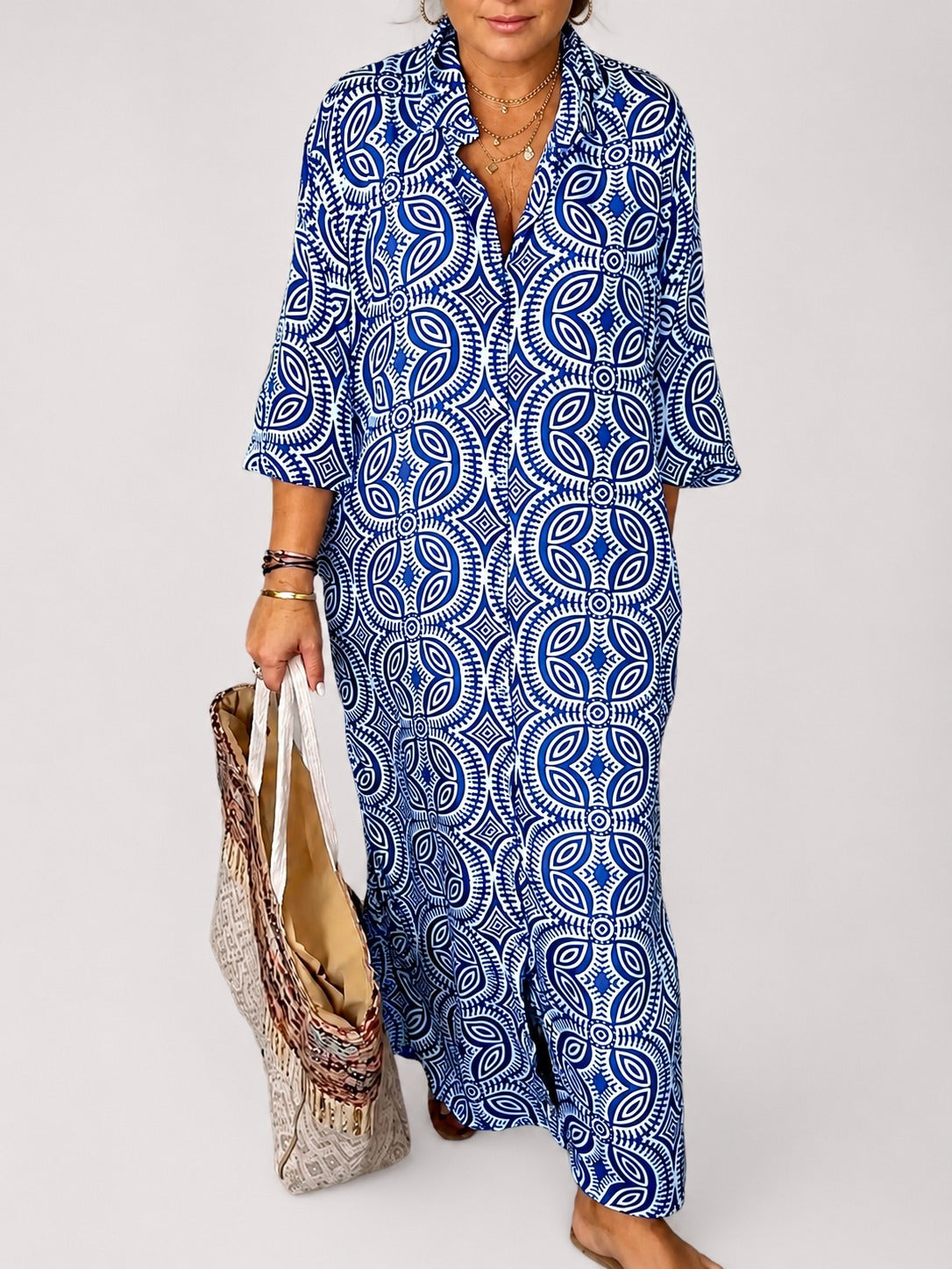Liliana - Timeless Lapel Maxi Dress