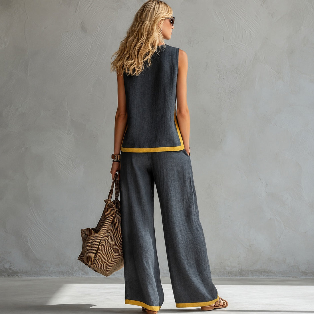 Lisa - Loose Sleeveless Set