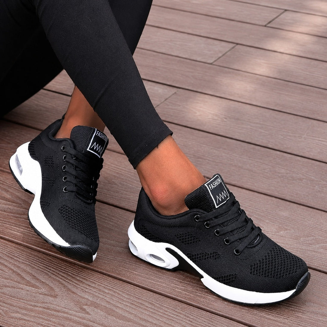 Lina - Casual sneakers with breathable cushioning
