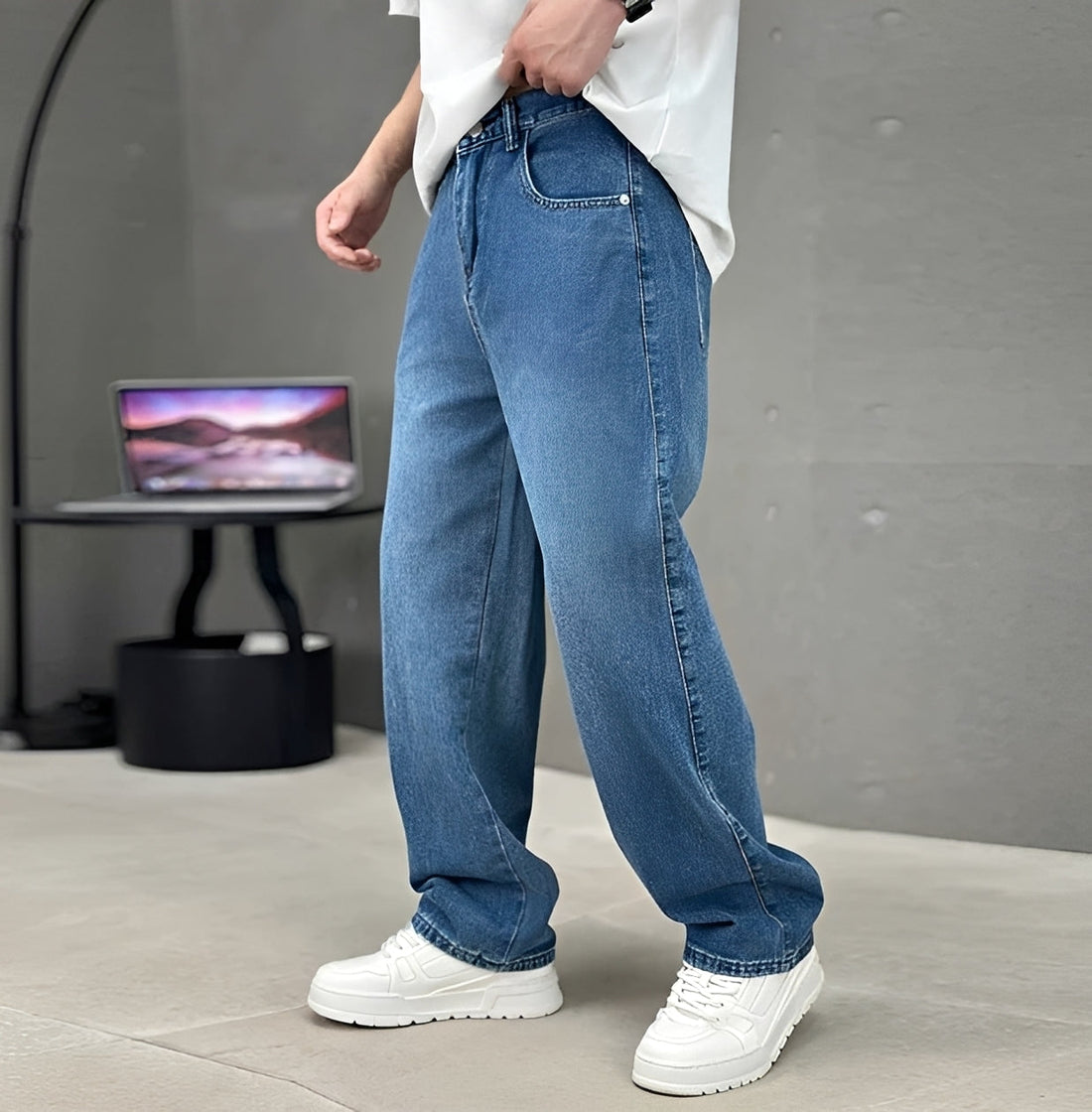 Garza - Everyday Straight Leg Jeans