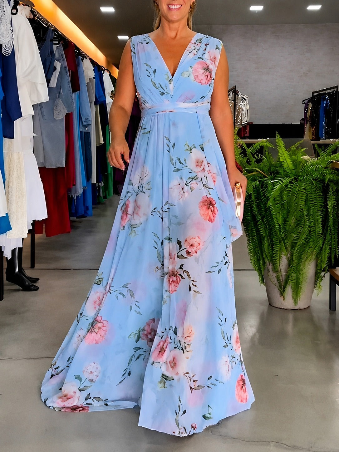 Hana - Casual Sleeveless Dress with Floral Pattern
