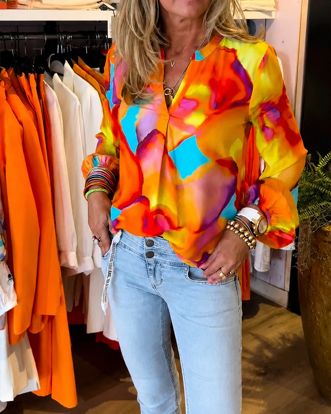 Daisie - Vibrant Long-sleeved Blouse