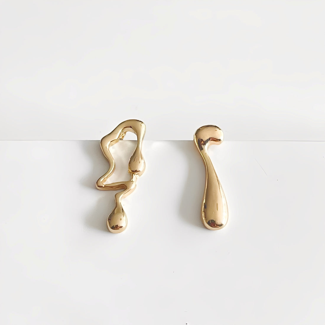 Wilma – Uneven Abstract Earrings