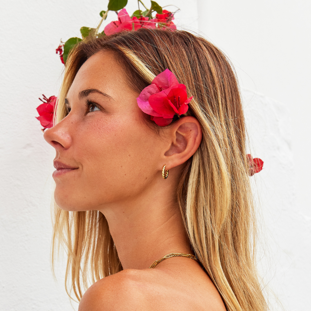 Orhyl – Twisted golden earrings