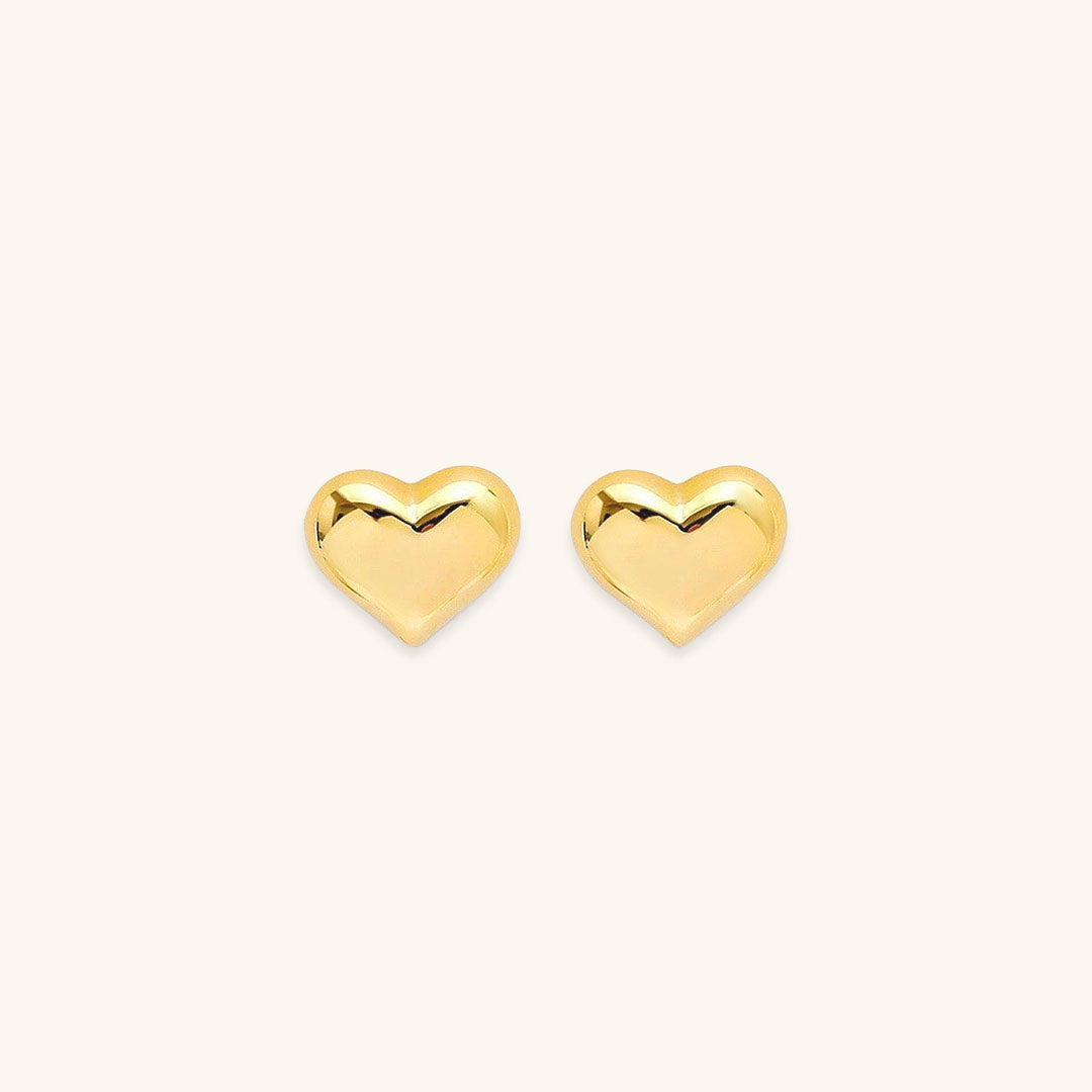 Mila – Heart earrings in gold