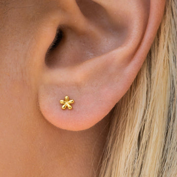 Monica - Mini flower earrings