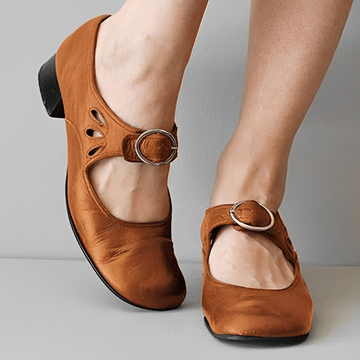 Bellaine - A unique and comfy sandal for women