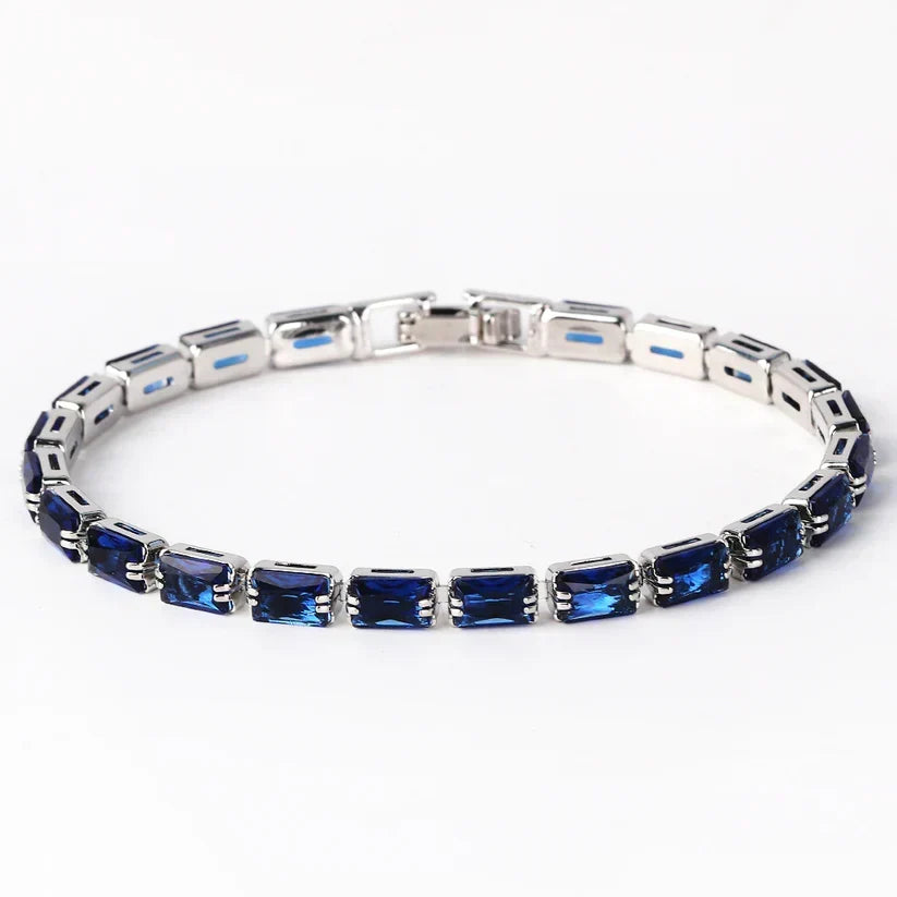 Mireda – Thalindra Golden Bracelet