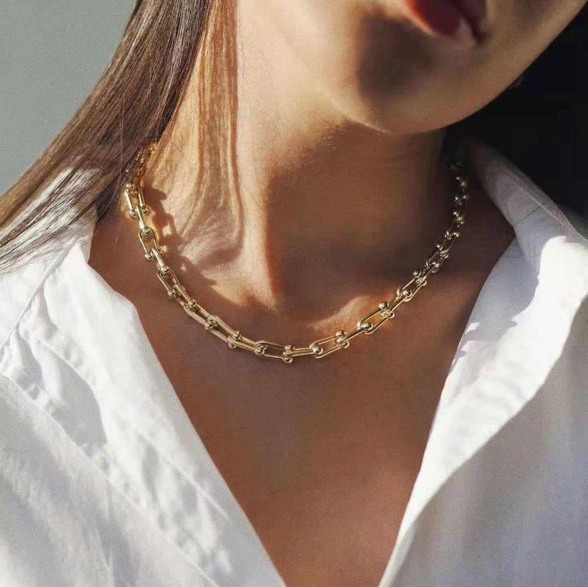 Thick Gold Necklace in Cascade