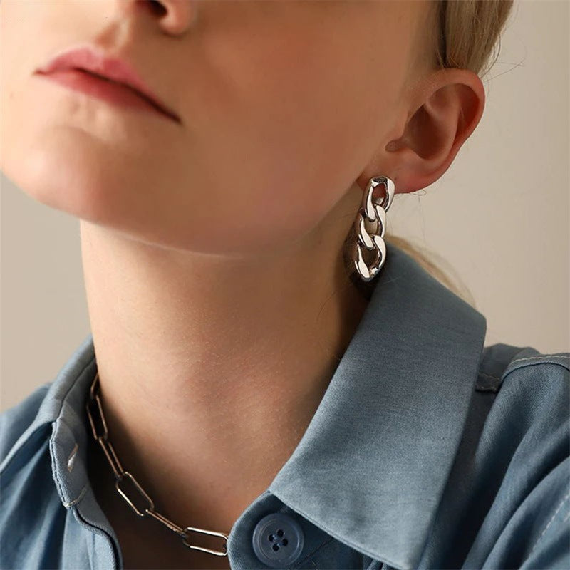 Lee - Gold Chain Earring