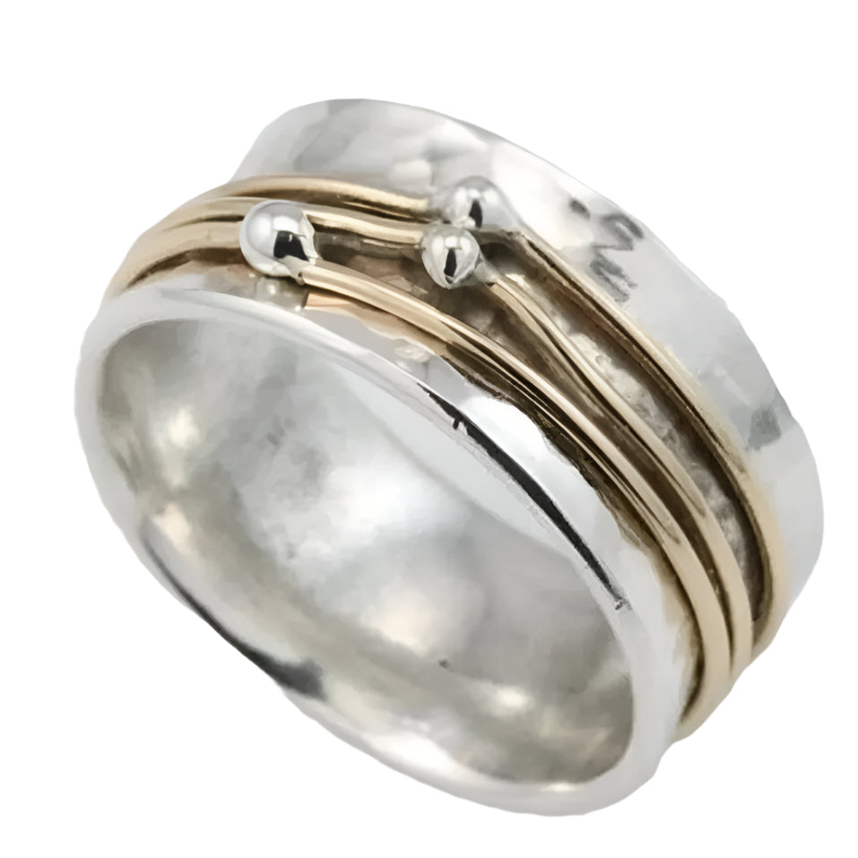 Brilliant Grace – Vintage ring of gold and silver with radiant surface