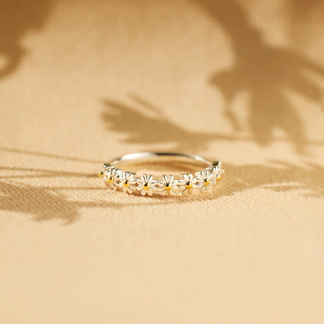 Flower – Luxurious Flower Ring