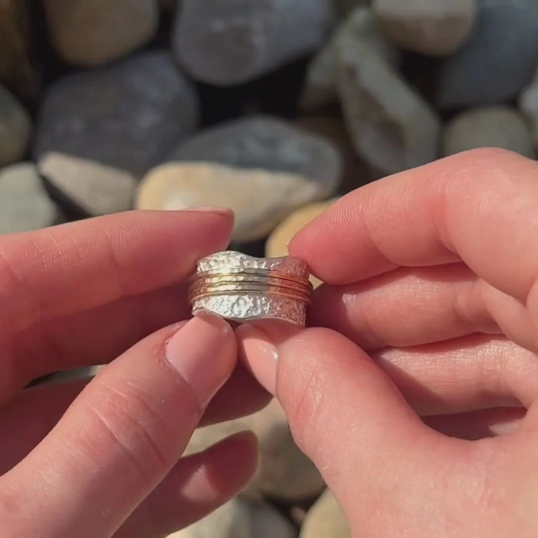 Bianca - Timeless rotating ring of gold and silver