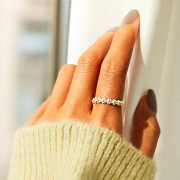 Flower – Luxurious Flower Ring