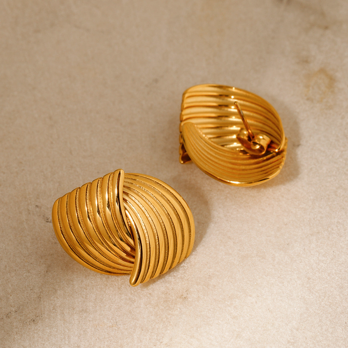 Sonia - Golden Wave Earrings
