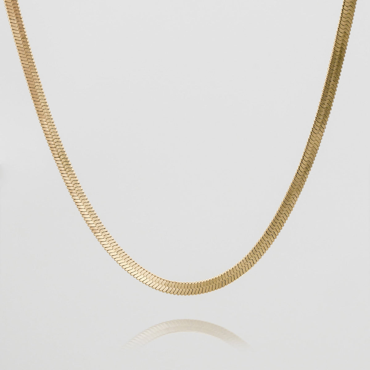 Juliette – Elegant Chevron Collar