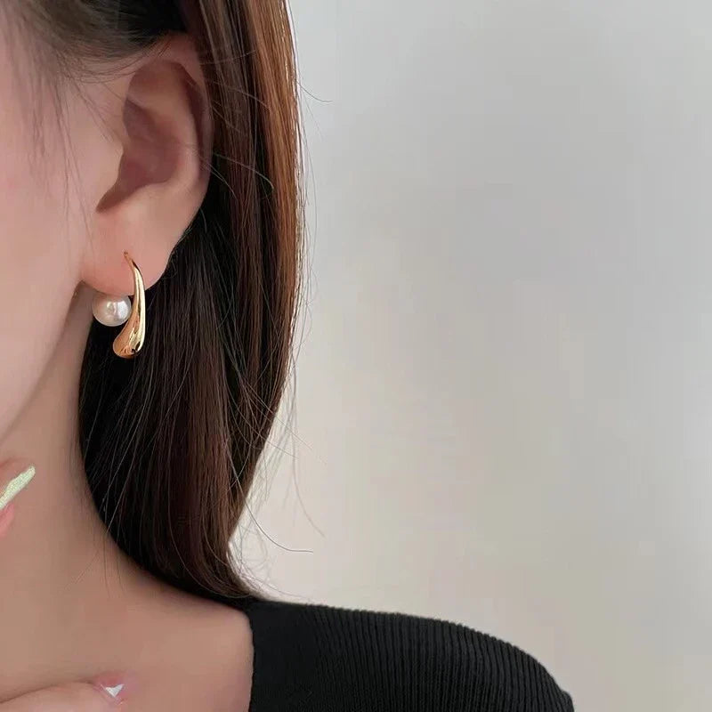 Water Drop Pearl Earring - Water Drop Earring with Pearl Clasp
